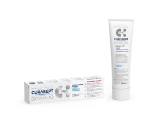 Curasept Biosmalto Impact Action Caries zobna pena jagoda, 50 ml