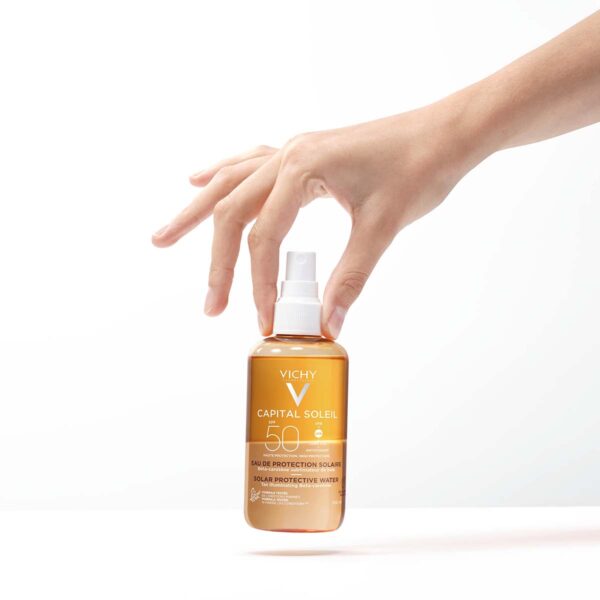 Vichy Ideal Soleil, tonirana vodica za zaščito pred soncem ZF30